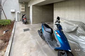 バイク置場