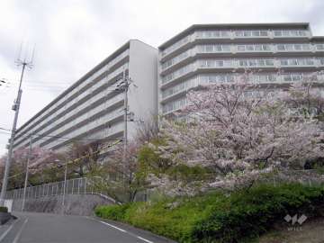 箕面東コーポラスの外観（南東側から）