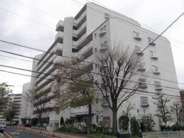 箕面東コーポラスの外観（北西側から）