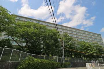 箕面東コーポラスの外観（南側から）