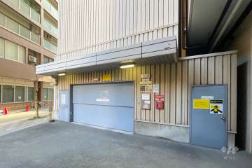 敷地内駐車場（屋内機械式）