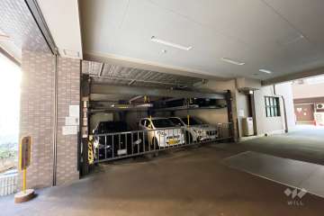 敷地内駐車場（屋内機械式）