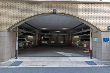 駐車場の出入り口・敷地内駐車場（屋内機械式）