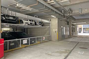 敷地内駐車場（屋内機械式）