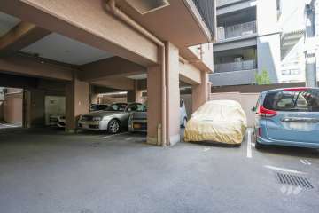 敷地内駐車場（屋内平面式・屋外平面式）
