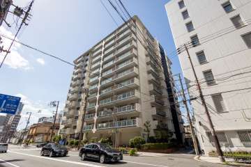 西長堀スカイハイツの外観（北東側から）