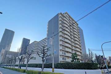 西道頓堀コーポ1号棟の外観（北西側から）
