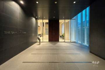 エントランスホール