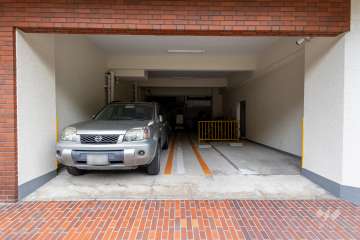 敷地内駐車場（屋内平面式）