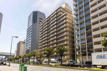 土佐堀コーポラスの外観（南東側から）