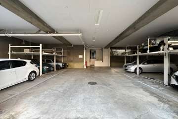 敷地内駐車場（屋内平面式・屋内機械式）