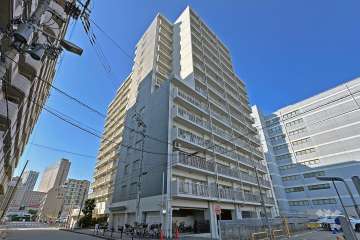 土佐堀ビューハイツの外観（南西側から）