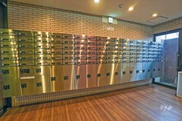 宅配ボックスと共用ポスト