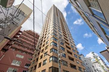 アーバンライフ御堂筋本町タワーの外観（南東側から）