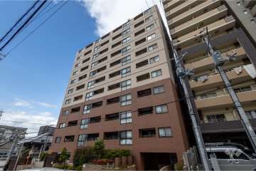 アービング谷町高津公園の外観（南東側から）