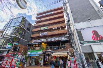 アベニュー心斎橋の外観（北東側から）