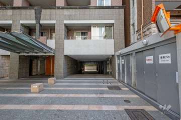 駐車場の出入り口