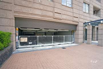 敷地内駐車場（屋内機械式）