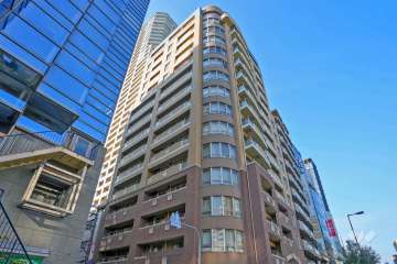 イトーピア大手前の外観（南東側から）