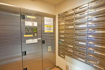 宅配ボックスと共用ポスト