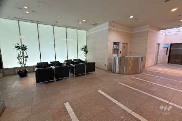 エントランスホール