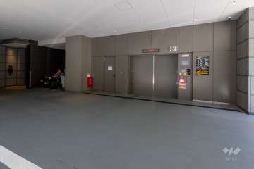 敷地内駐車場（屋内機械式）