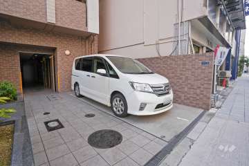 敷地内駐車場（屋外平面式）