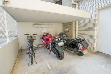 駐輪場・バイク置場
