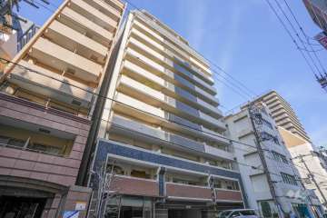 エンゼルシティフラッツ心斎橋北の外観（南西側から）