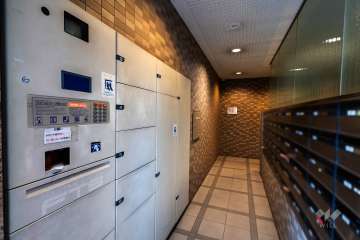 宅配ボックスと共用ポスト