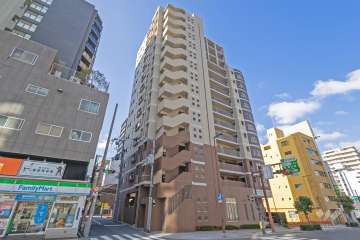 グランアッシュ谷町六丁目ピークスの外観（北東側から）