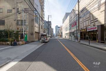 敷地北側の前面道路　