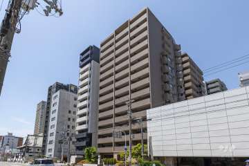 コスモ上町台グレイスタワーの外観（北東側から）