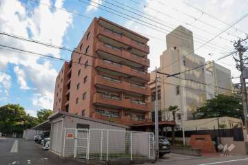 サンシャトー上町台の外観（北東側から）