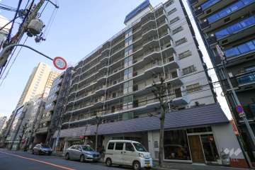 サンマンション大手前の外観（北西側から）