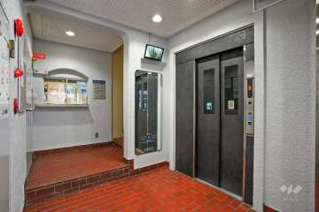 エントランスホール