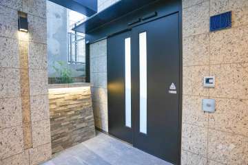 駐車場の出入り口　