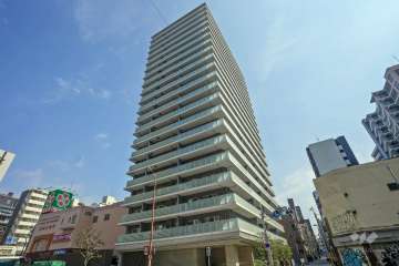 ジオ釣鐘町の外観（南西側から）