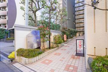 エントランスアプローチ