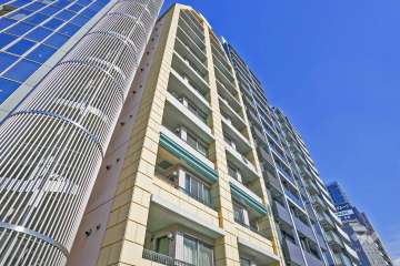 シルフィールド本町東の外観（南西側から）