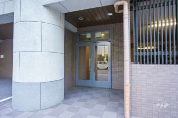 駐輪場出入口