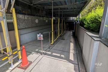 駐輪場の出入り口