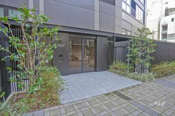 敷地北側エントランス