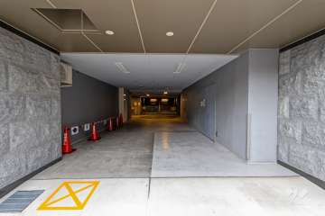 駐車場の出入り口・敷地内駐車場（屋内機械式）