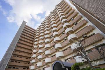 メロディーハイム法円坂の外観（北東側から）