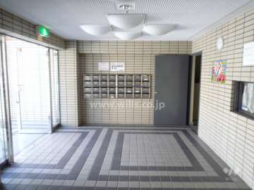 エントランスホール・メールボックス