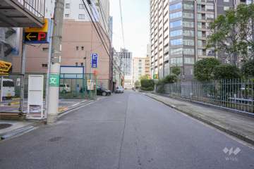 敷地北側の前面道路　