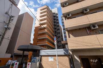 ライオンズマンション日本橋の外観（北東側から）