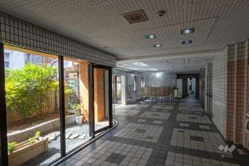 エントランスホール　