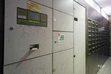 宅配ボックスと共用ポスト